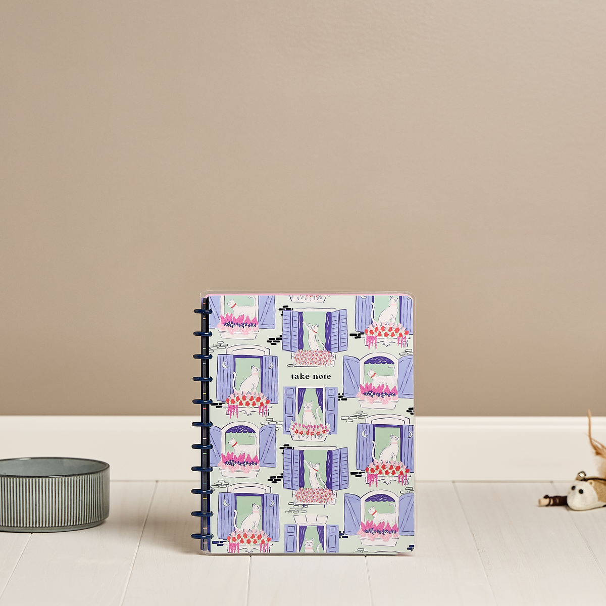 Purrfect Seasonal Cats - Dotted Lined Big Notebook - 60 Sheets