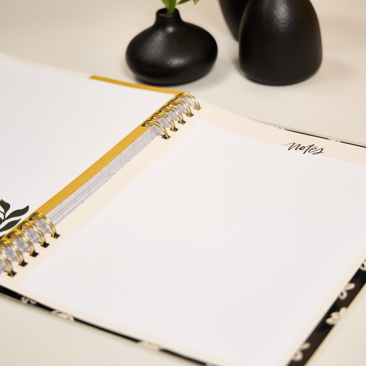 Mod Sketches - Dashboard + Dot Grid Big Customizable Spiral Filler Paper - 40 Sheets