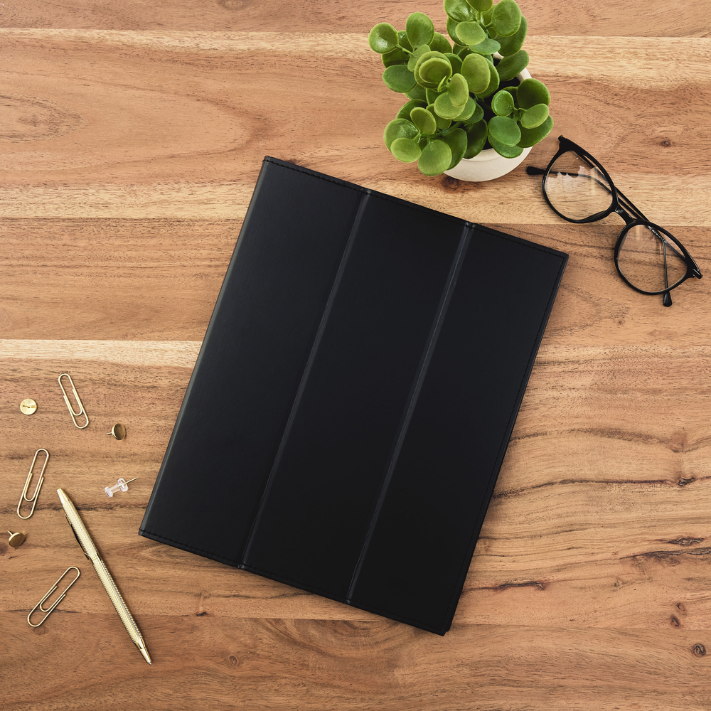 Work + Life Black Onyx - Standing Notepad Folio - Weekly Overview Notepad - 52 Sheets