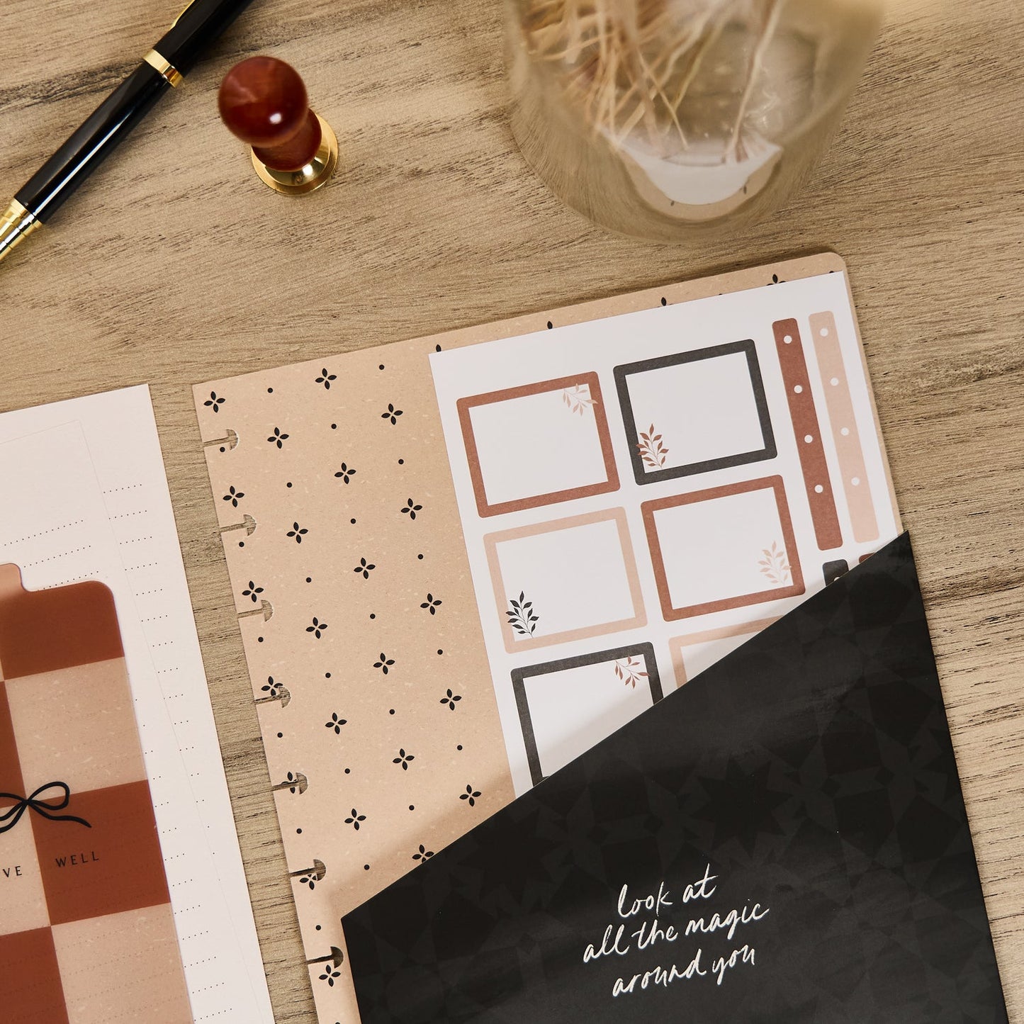 Modern Charm - Classic Accessory Pack