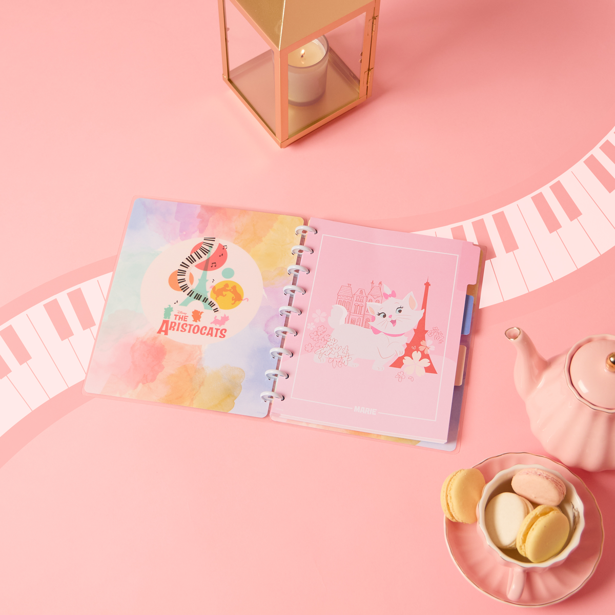 Disney The Aristocats - Dotted Lined Classic Notebook - 60 Sheets